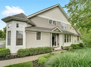 76 Fairways Dr, Middletown, NY 10940