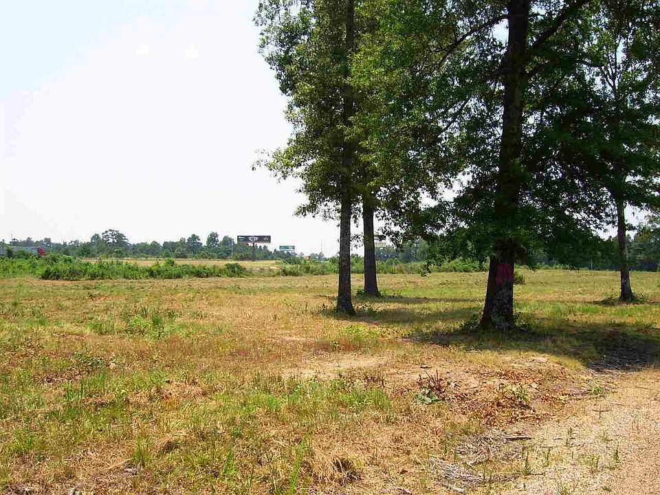 1st image of 4724 McDonald Ln