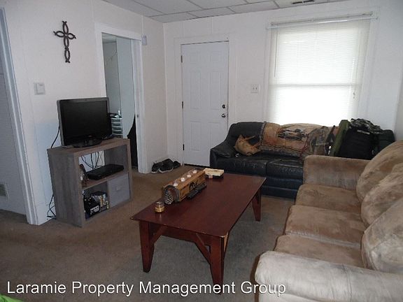 5th image of 208 E Clark St Unit B