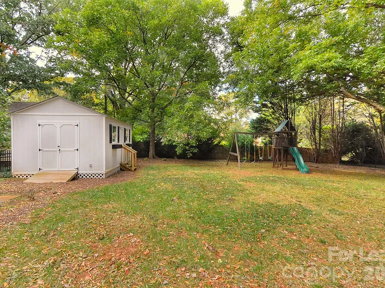 6338 Owenby Ct — Photo 29
