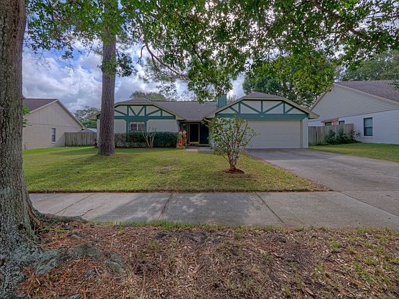 3rd image of 1051 Gore Dr