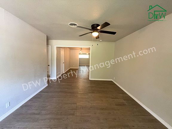 3rd image of 3316 Shorewood Dr