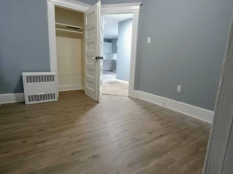 166 Ridgewood Ave — Photo 13