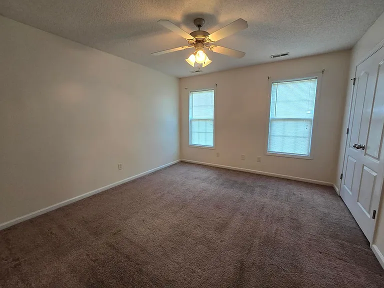 1407 Oxnop Ct — Photo 17