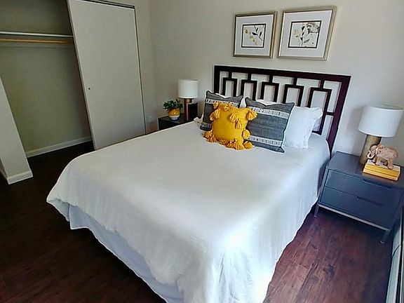 2nd image of 4309 Hamilton Ave #1
