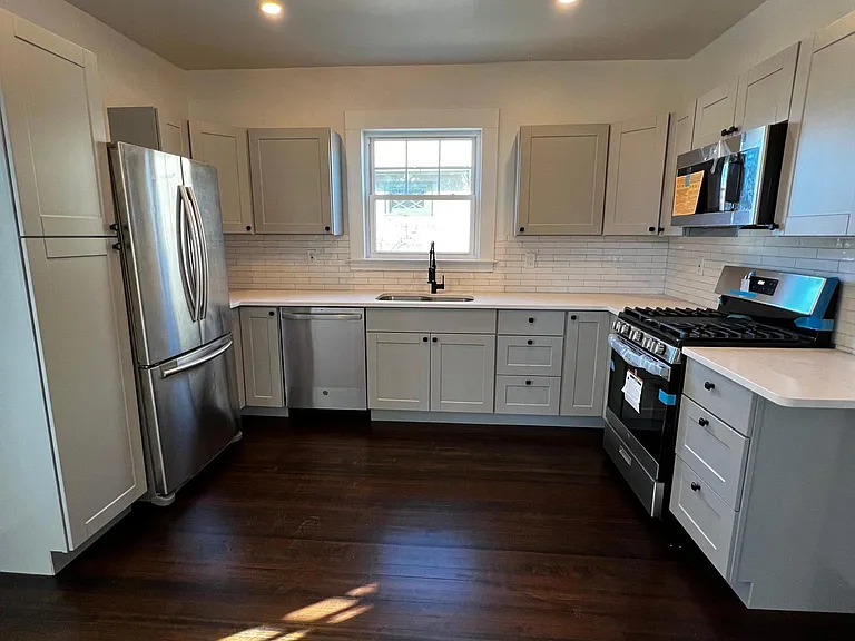 70 Clarkson St — Photo 10