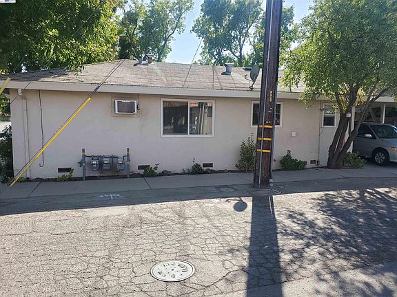 4th image of 1301 Glenwood Dr
