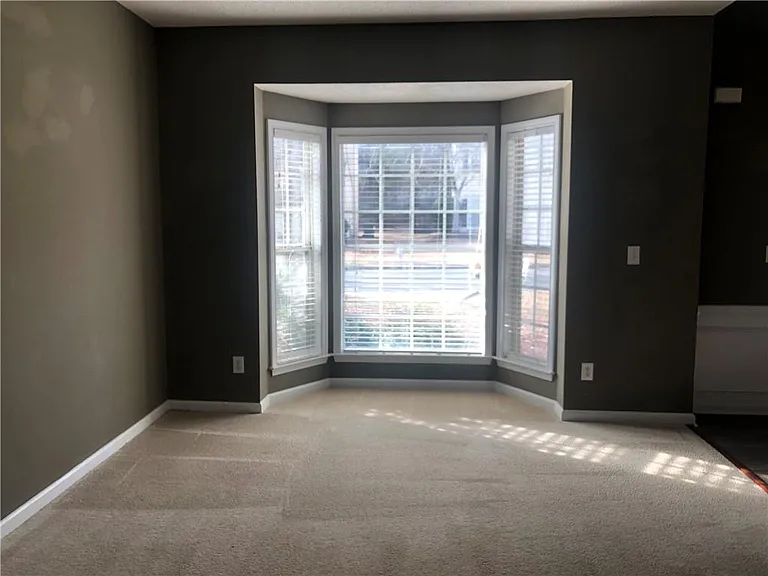 5871 Haterleigh Dr — Photo 5