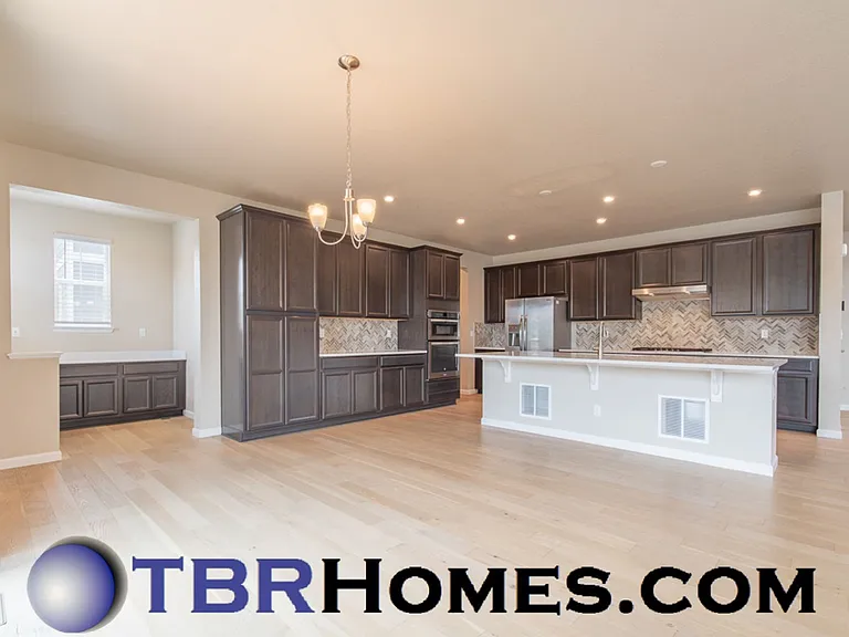 9521 Market Dr — Photo 8