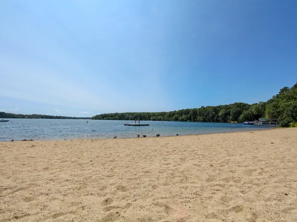 24 Woodland Avenue, Mashpee, MA 02649