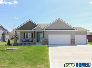 1515 NE Williamsburg Dr, Ankeny, IA 50021