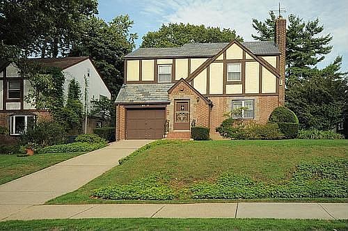 1st image of 8253 217th St