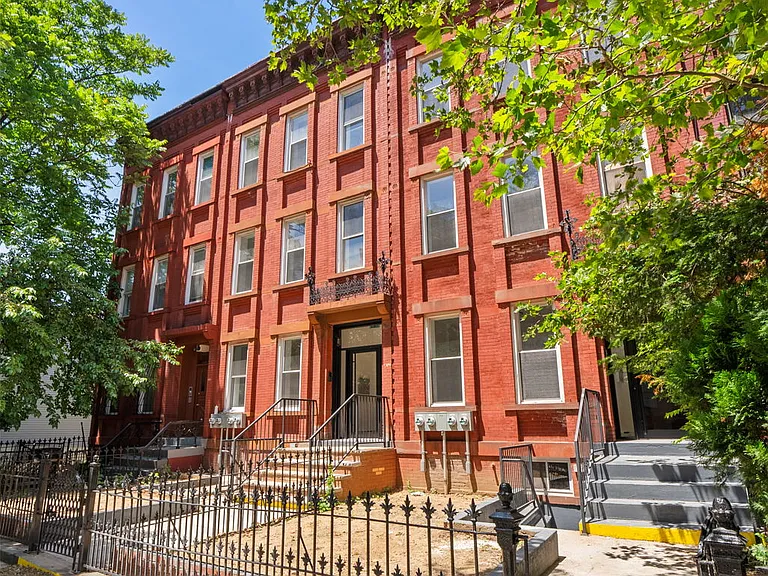 821 Quincy St #3 — Photo 11