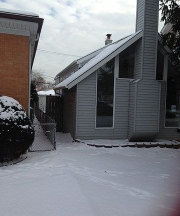 4th image of 4425 N Nagle Ave