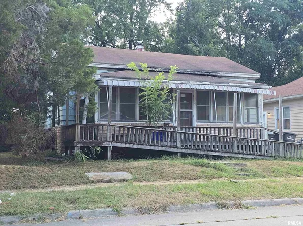 406 N Washington St, Carbondale, IL 62901