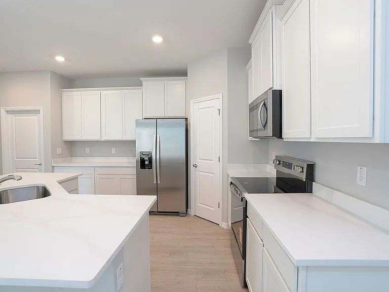 4010 Westwood Fields Loop — Photo 2