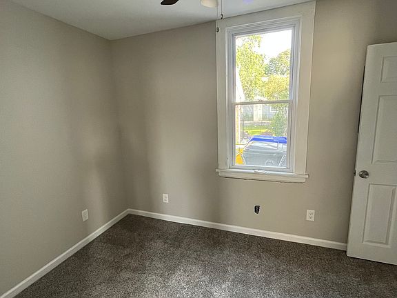 3rd image of 59 Crane St #C