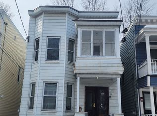 10B Stanwix St #2, Albany, NY