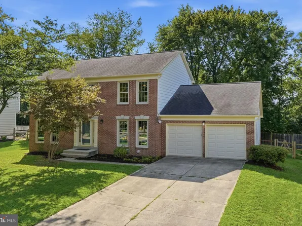 909 Willowleaf Way, Rockville, MD 20854