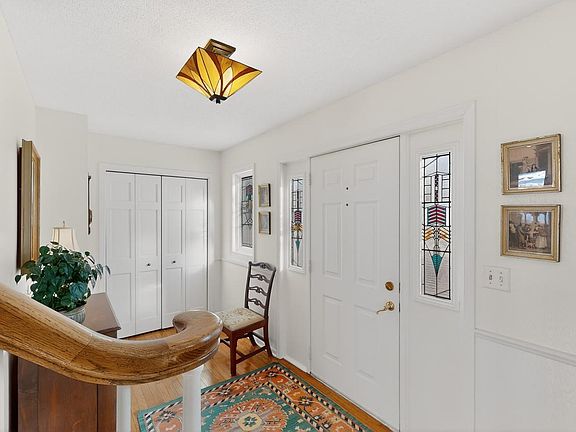 4th image of 1329 Woodland Dr SW