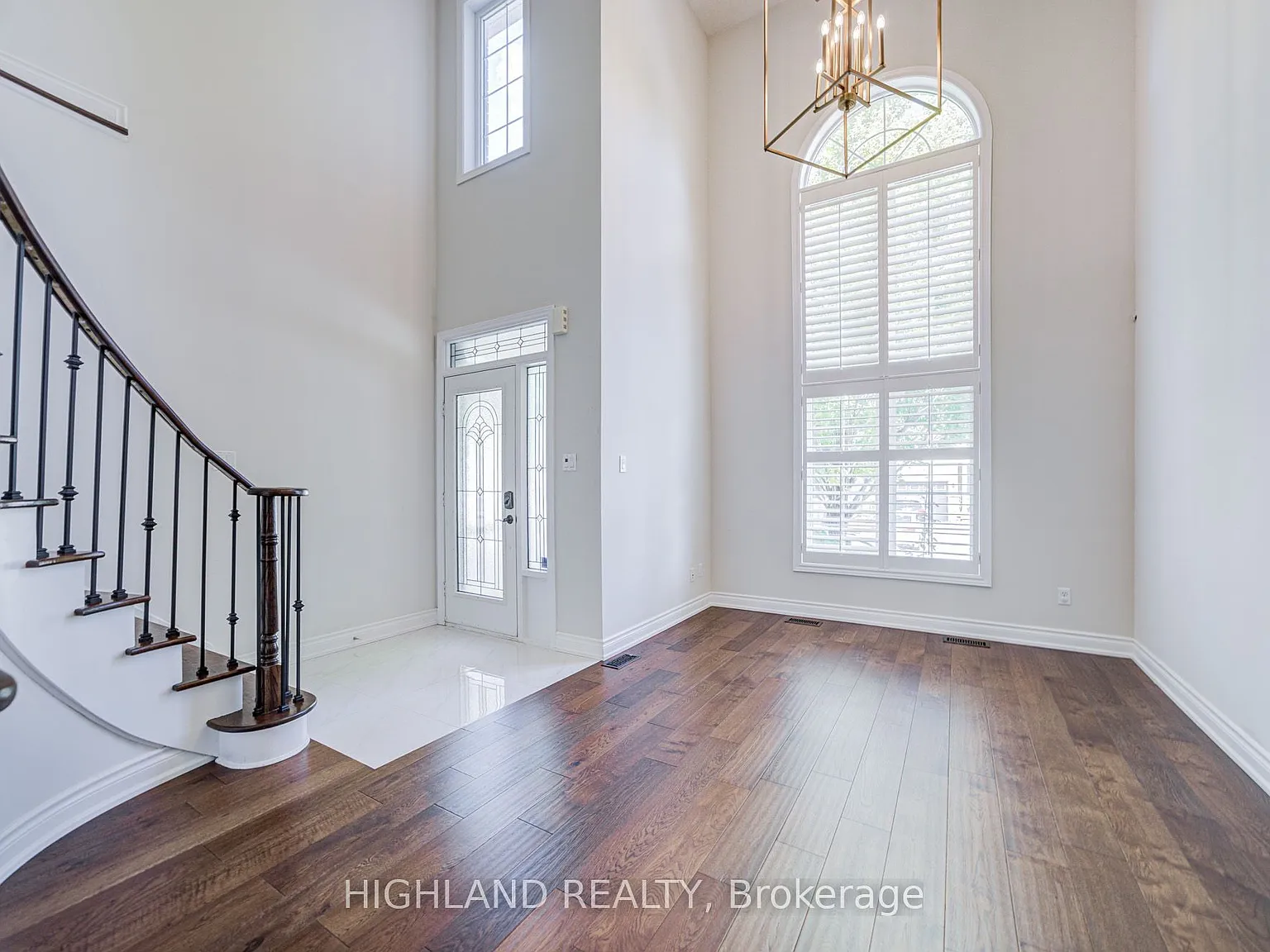 4 bed, $4,590 — Photo 3
