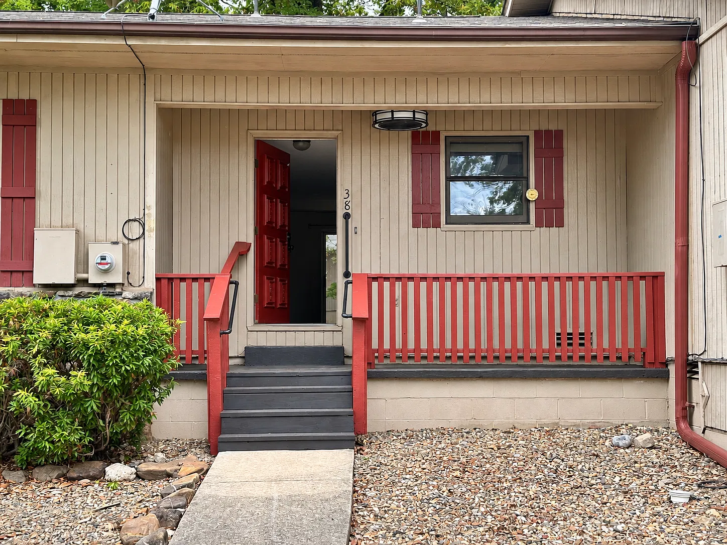 38 Opalo Place - 1 — Photo 4