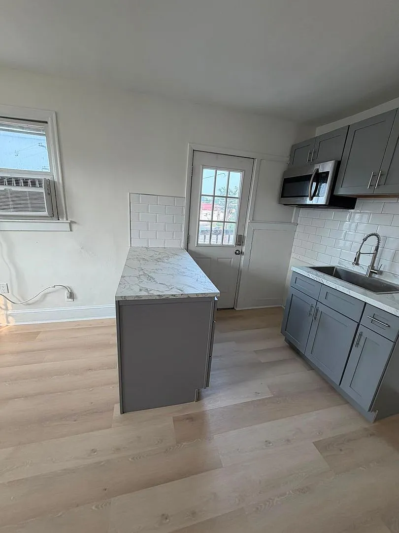 37 S Macdade — Photo 2