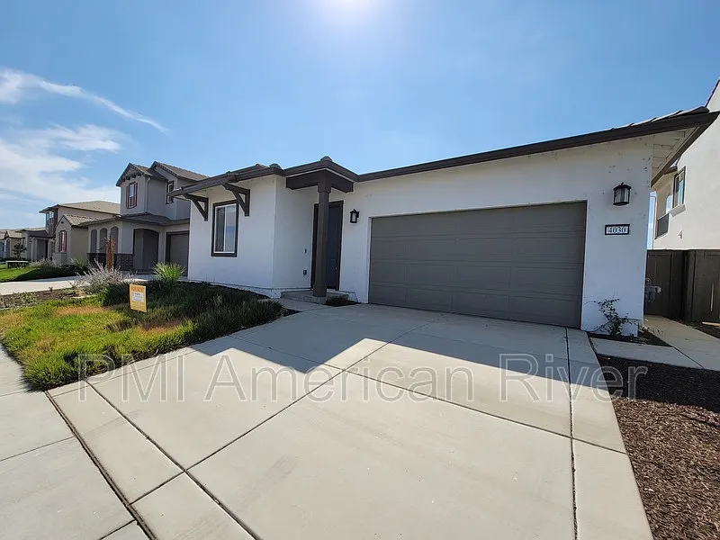 4030 Eventide Ave photo 1