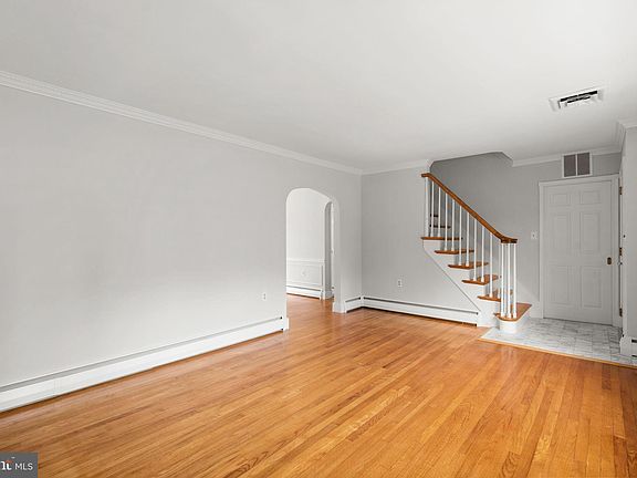 5th image of 1061 Lido Dr