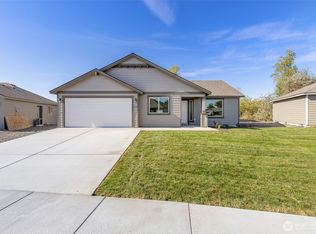 314 N Sandy Loop, Moses Lake, WA 98837