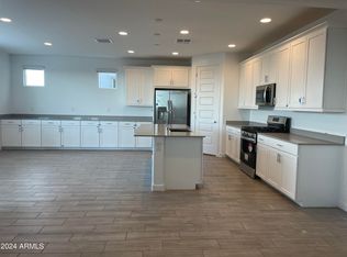 2948 E Hayfield Way, San Tan Valley, AZ 85140