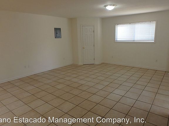 4th image of 2618 10th Ave APT 25