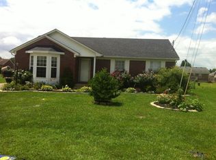 185 Seminole Ct, Shepherdsville, KY 40165
