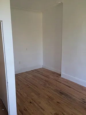 Rented by Nest Seekers International | media 39