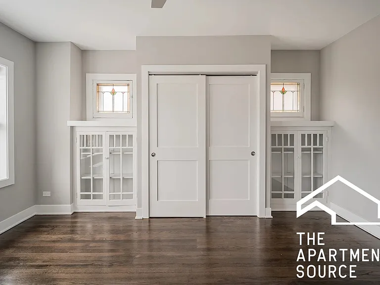 5115 W Montrose Ave #3A — Photo 6