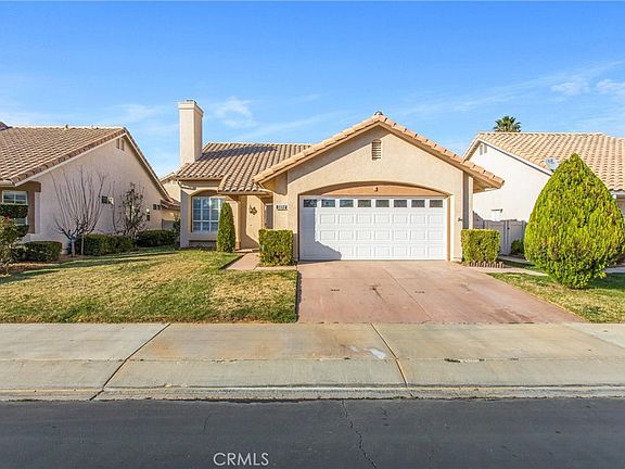 4th image of 5891 Riviera Ave