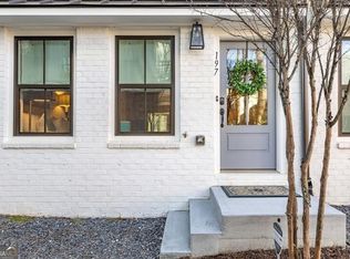 197 Chestnut Cir, Atlanta, GA 30342