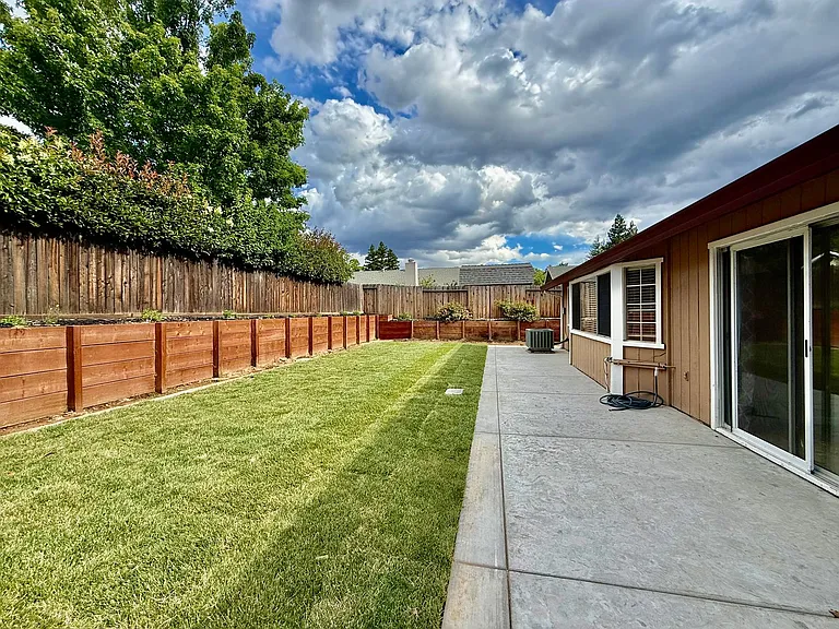 8208 Charlotte Ave — Photo 15