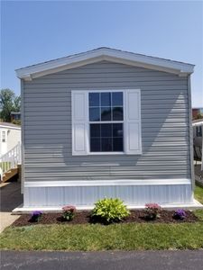 901 Douglas Dr, Erie, PA, 16505
