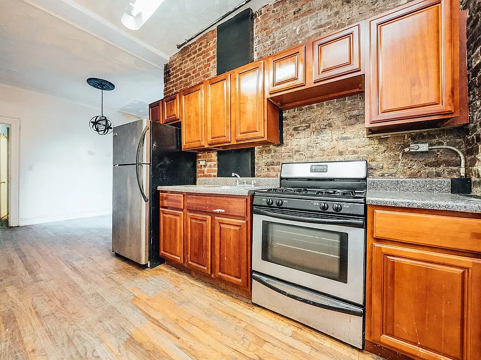 1428 Putnam Ave #1L