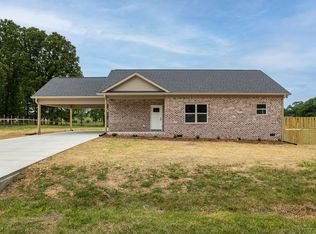 1116 Baker Ln, Lawrenceburg, TN 38464