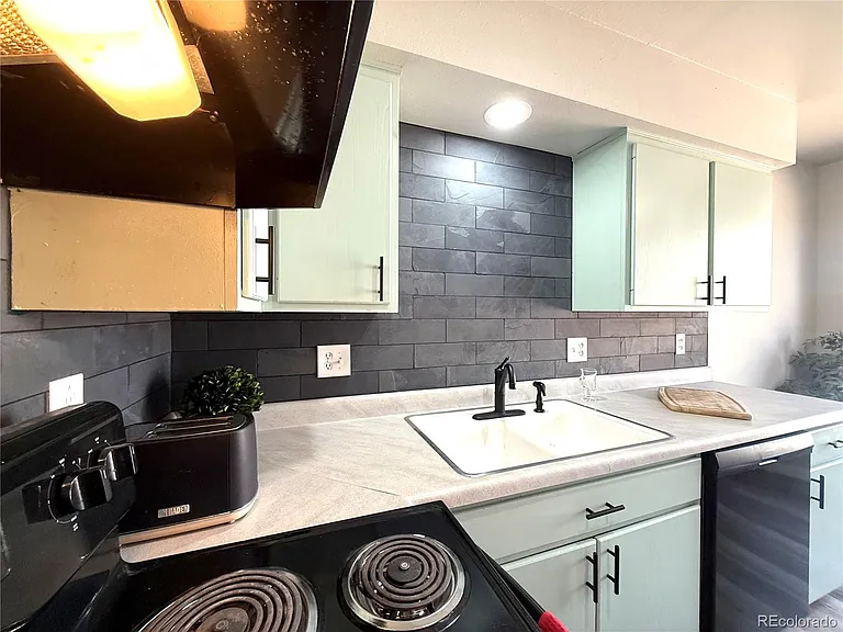 531 S Angus Ave #2 — Photo 17