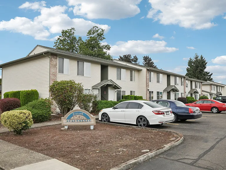 Rivertown Apartments — Photo 6