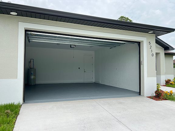 3rd image of 5210 Fries Ave