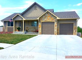 2530 Sutter Woods Ct, Junction City, KS 66441