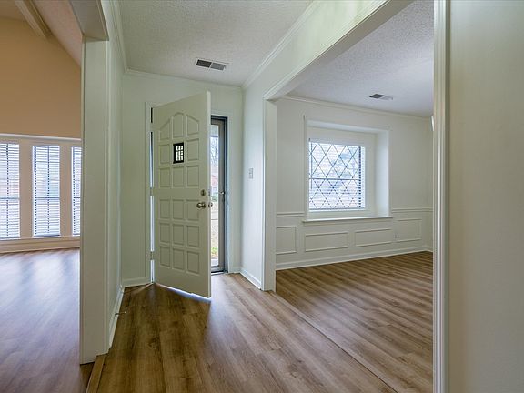 4th image of 3849 Misty Oak Dr