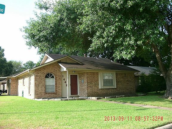 2nd image of 1442 S Circle Park St