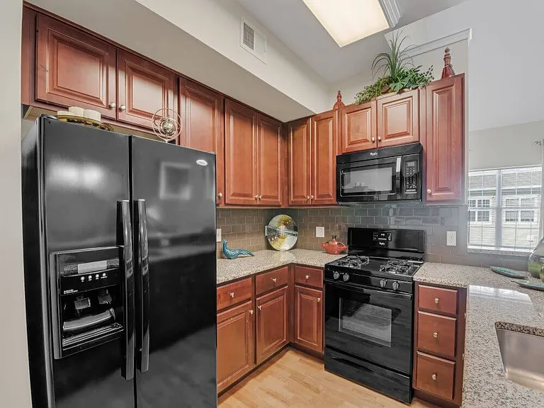 print_101_campbell_blvd_hdr_043