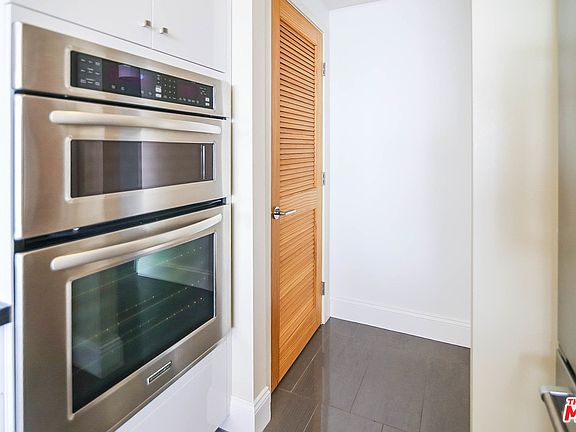 5th image of 2220 Avenue Of The Stars Unit 1201