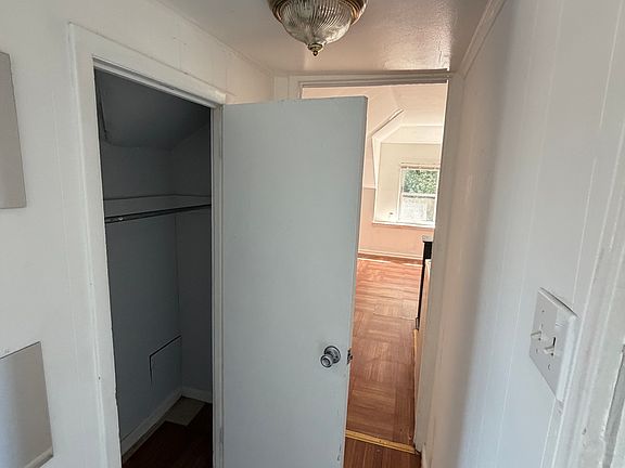 4th image of 1200 Arrott St APT 5